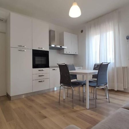 Delta D Piazza Marina- 50 Mt Dal Mare - Immobil Relax Apartment ลิโดดิเยโซโล ภายนอก รูปภาพ