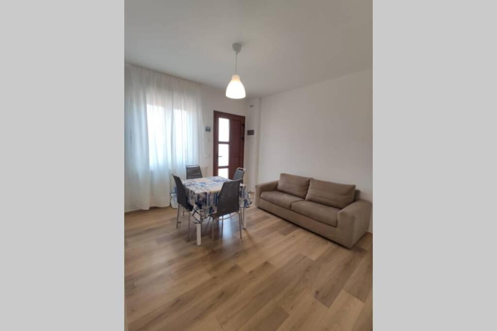 Delta D Piazza Marina- 50 Mt Dal Mare - Jesolo Apartment ภายนอก รูปภาพ